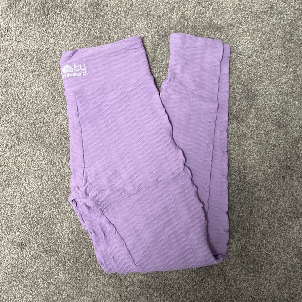 Purple Booty by Brabants Leggings